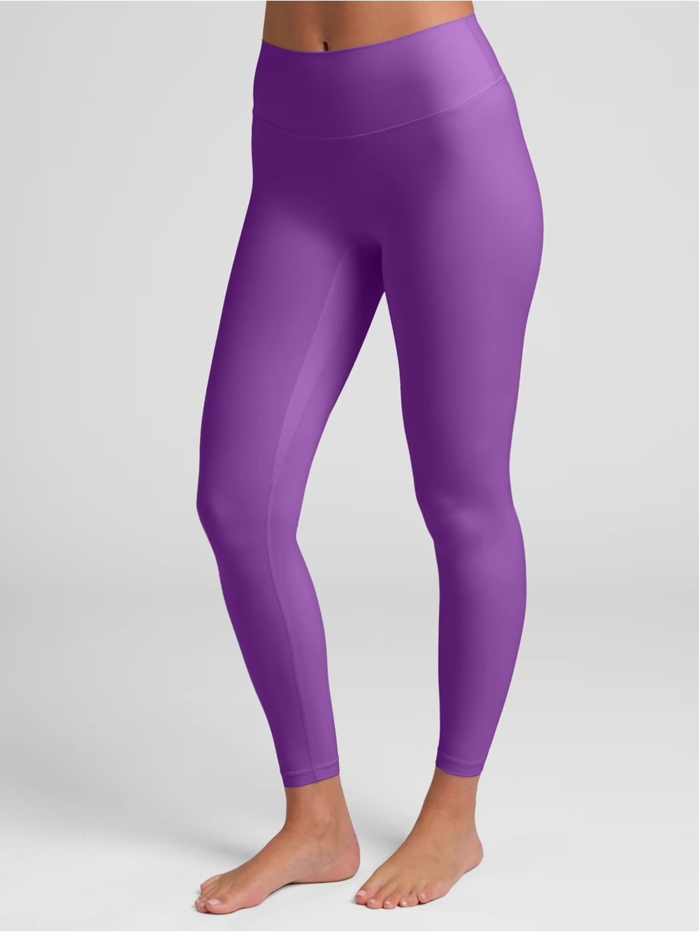 NWOT ComfrtCore™ High-Waist Leggings
Women’s large
